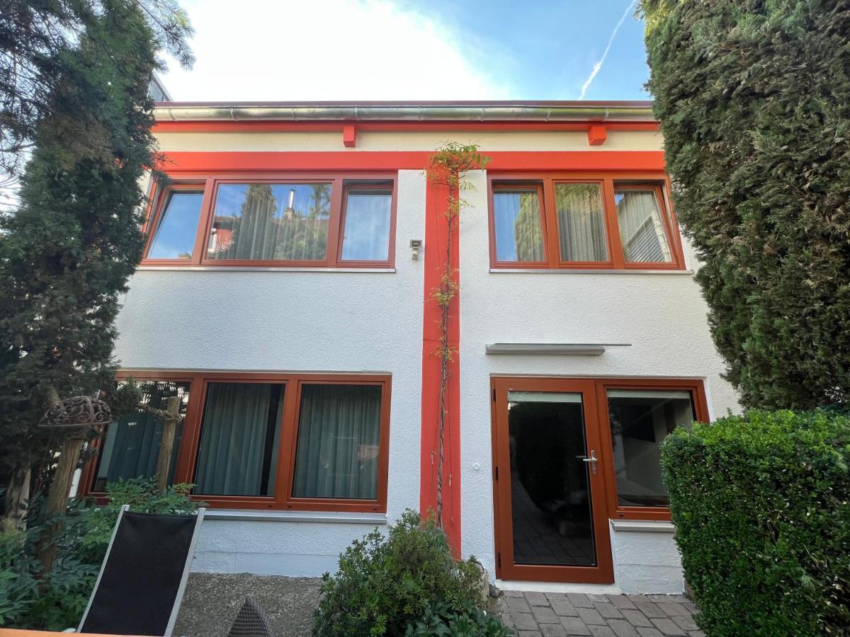 Haus Pia Executive Suites Friedrichshafen Exterior foto