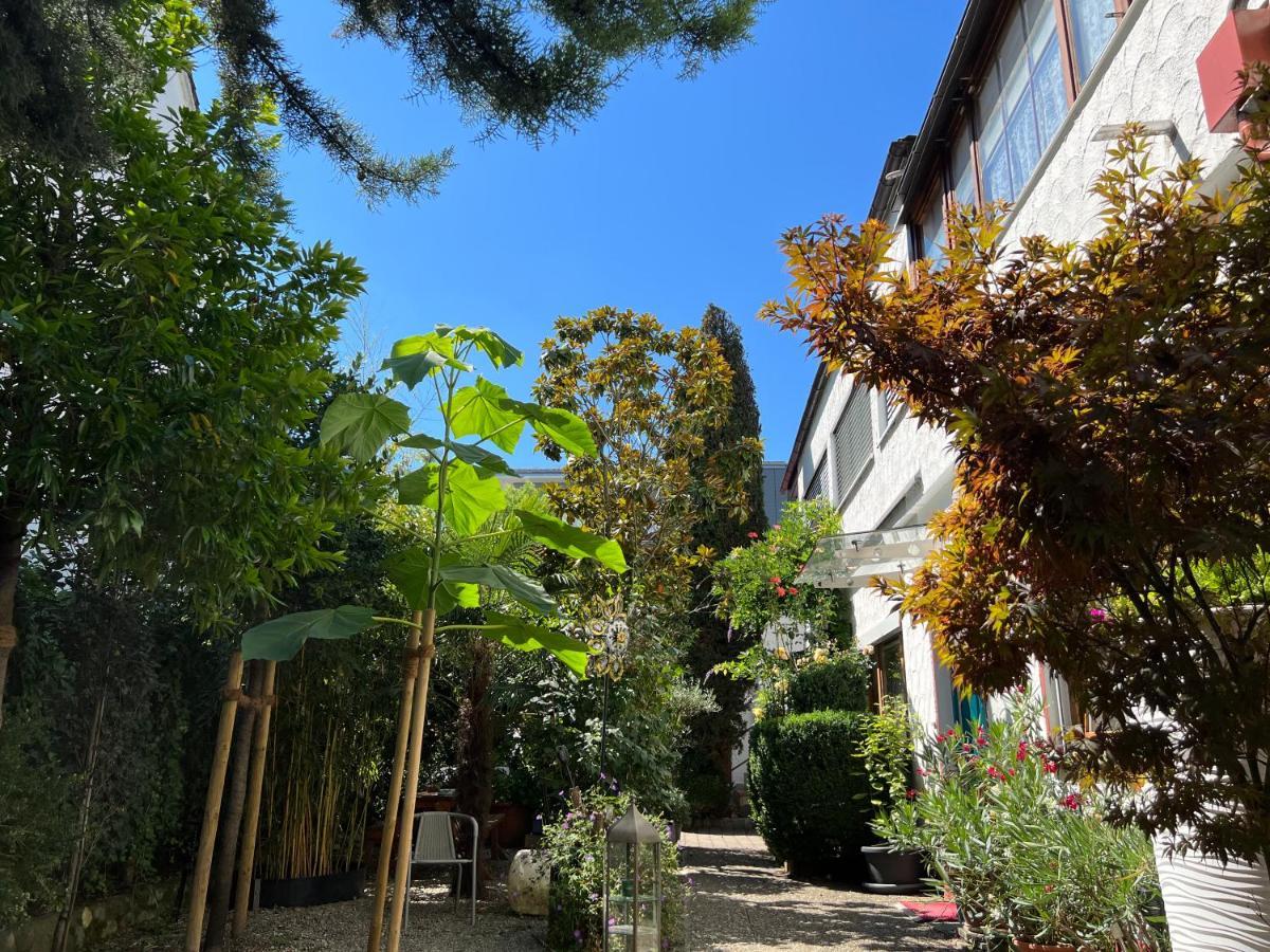 Haus Pia Executive Suites Friedrichshafen Exterior foto
