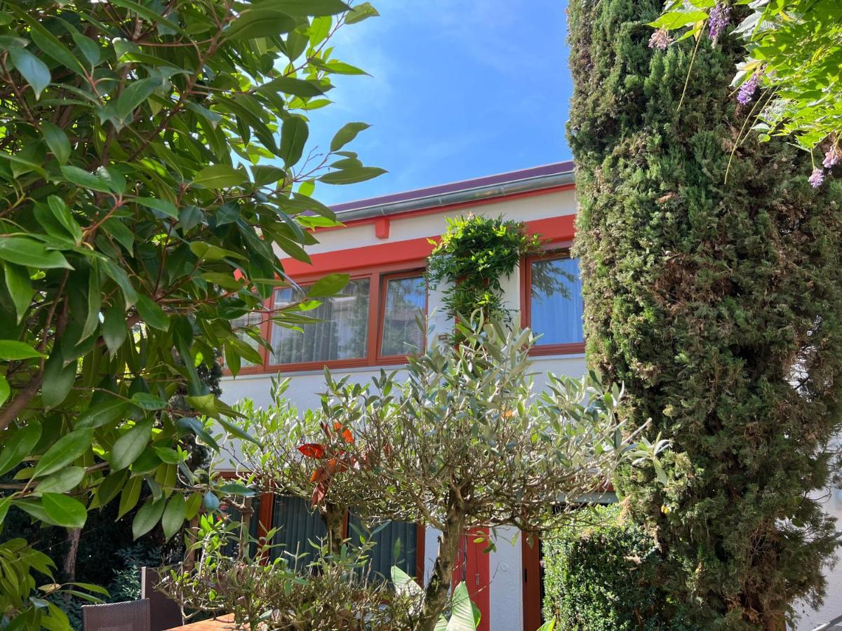 Haus Pia Executive Suites Friedrichshafen Exterior foto