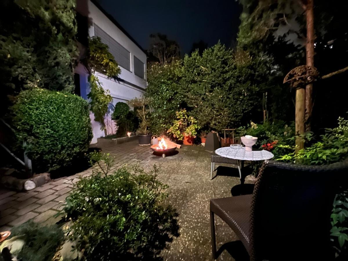 Haus Pia Executive Suites Friedrichshafen Exterior foto