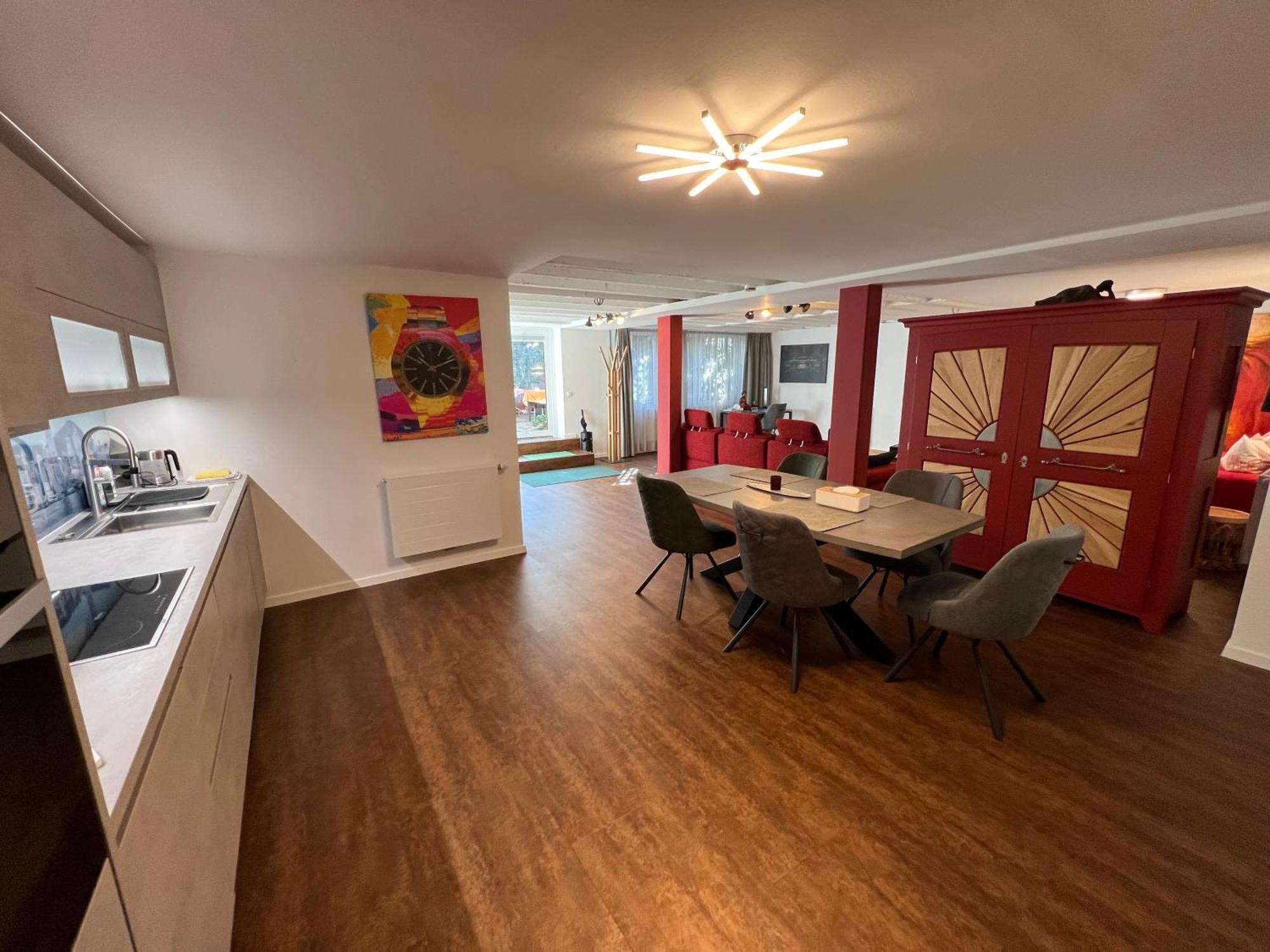 Haus Pia Executive Suites Friedrichshafen Quarto foto
